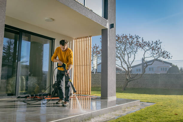 Animal Enclosure Cleaning in Willow Creek, CA